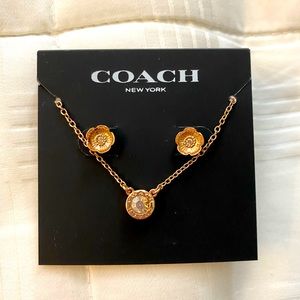 NWT Coach open circle necklace and tea rose earrings stud set. Fab Fit Fun 2021.